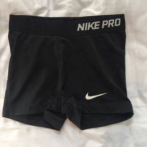 Black Nike Pro spandex